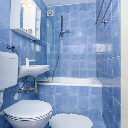 4 Bedroom Lovely In