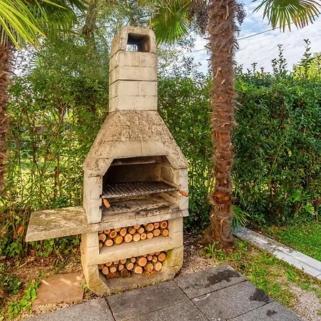 4 Bedroom Lovely In *