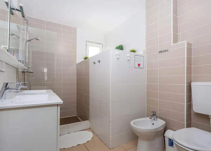 4 Bedroom Pet Friendly In Malinska