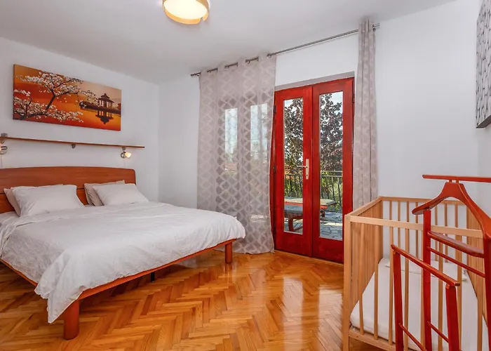 Feriehus 4 Bedroom Pet Friendly In Malinska
