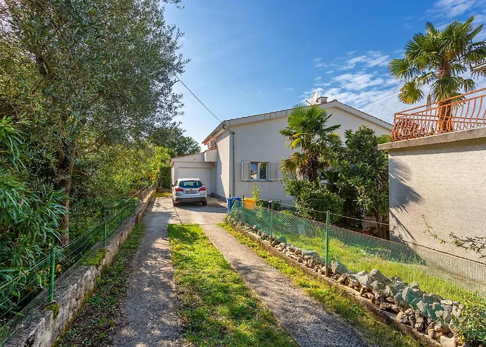 Feriehus 4 Bedroom Pet Friendly In