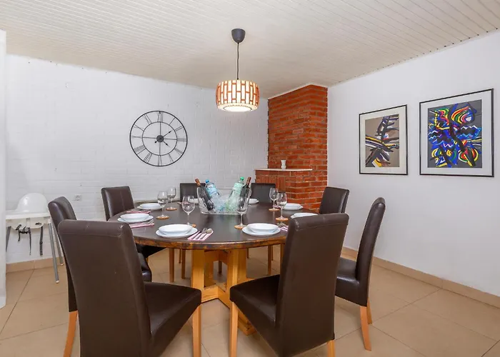 Feriehus 4 Bedroom Pet Friendly In Malinska