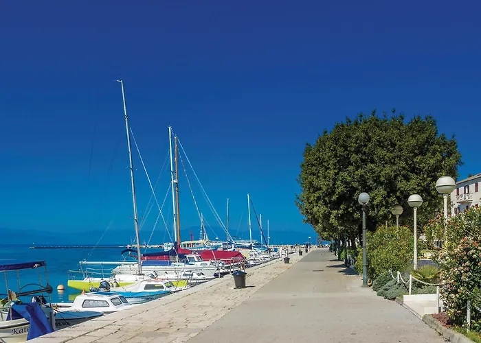 4 Bedroom Pet Friendly In * Malinska