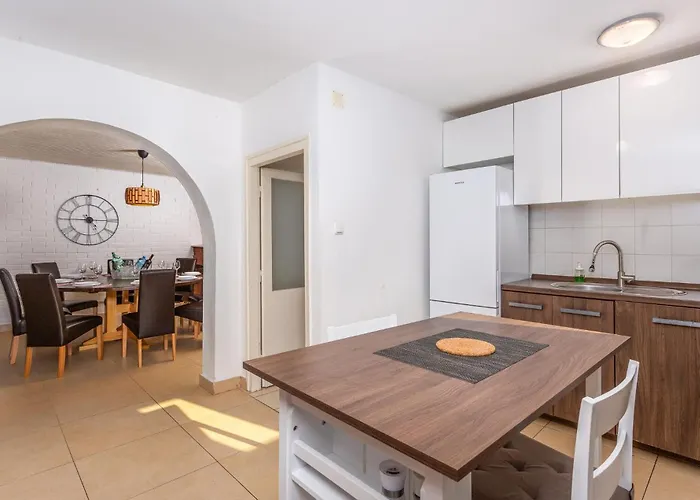 4 Bedroom Pet Friendly In Feriehus *