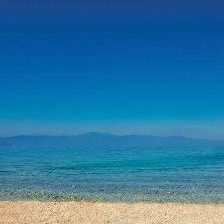 4 Bedroom Pet Friendly In بيت للعطل مالينسكا