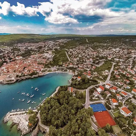 بيت للعطل 4 Bedroom Pet Friendly In *